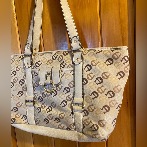 Etienne Aigner Beige Women’s Purse with Pattern (READ DESCRIPTION) - Picture 7 of 10